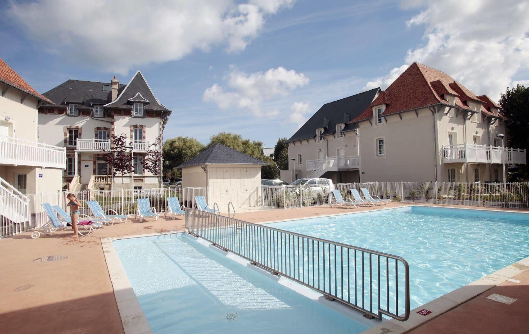 Residence Odalys Le Domaine Des Dunettes カブール エクステリア 写真